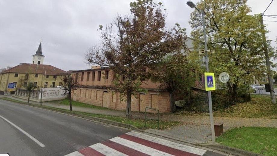 Prodej komerční nemovitosti 865 m², Újezd u Brna
