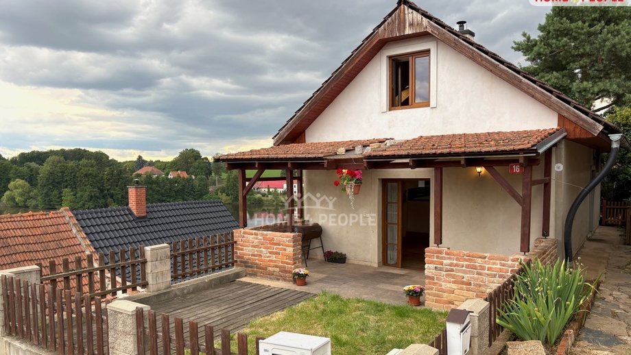 Prodej rodinného domu 92 m², Svojšice
