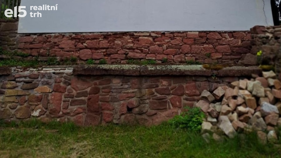 Prodej chaty 300 m², Oplany