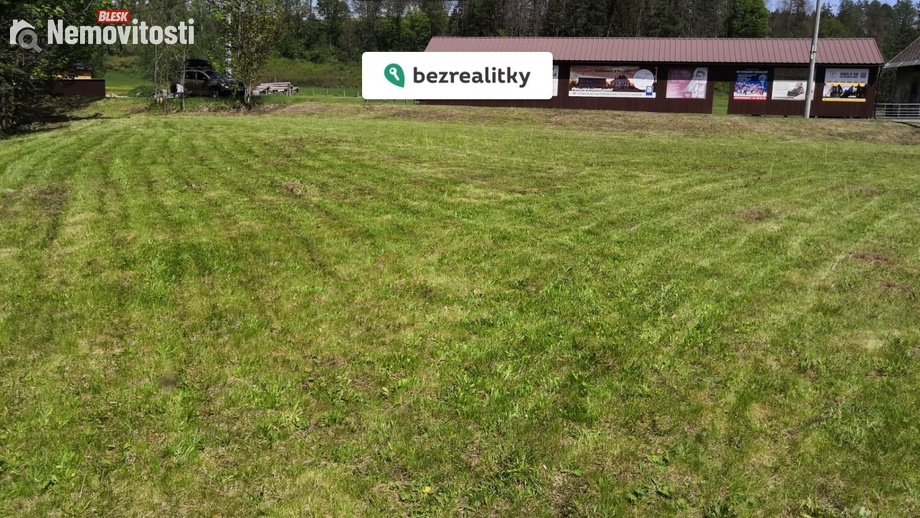 Prodej stavebního pozemku 1 097 m², Prosečné
