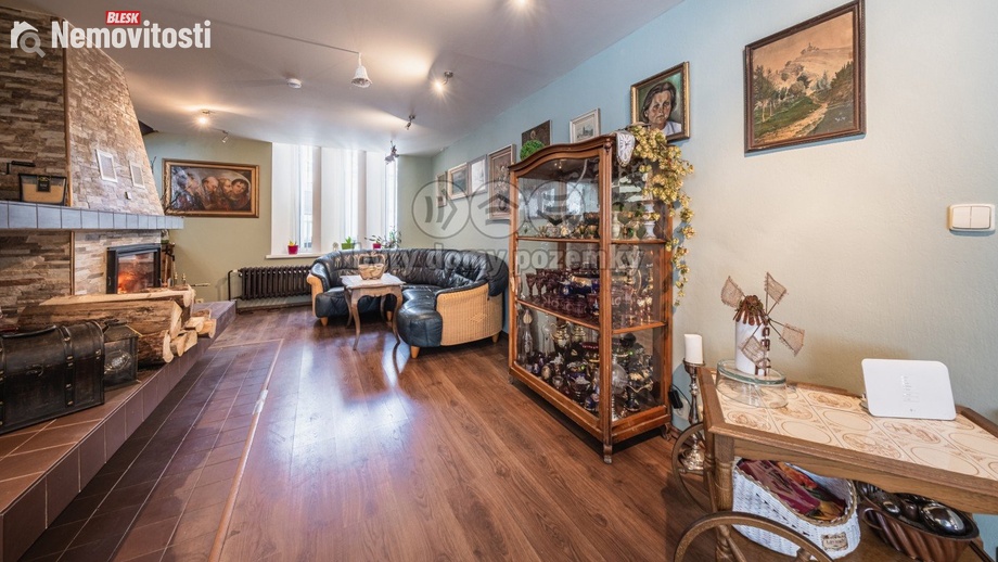 Prodej rodinného domu 350 m², Kamýk nad Vltavou