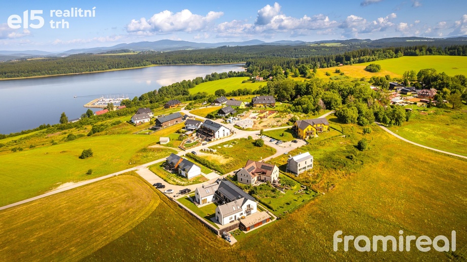 Prodej stavebního pozemku 962 m², Frymburk - Kovářov
