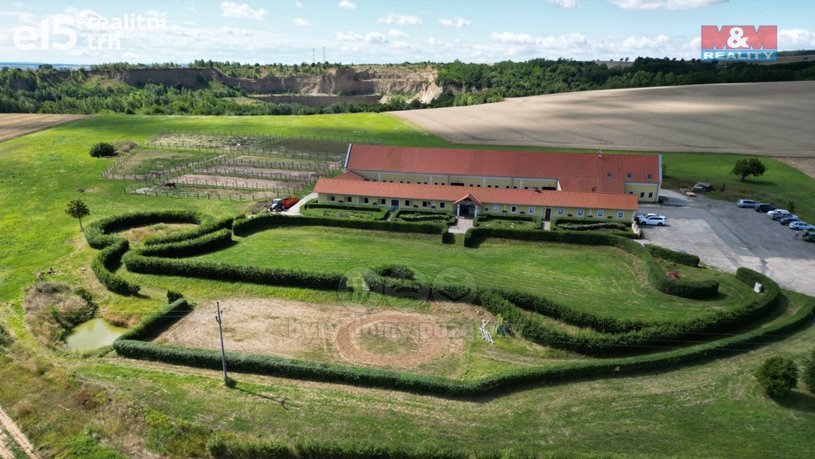 Pronájem zemědělského objektu 350 m², Ondratice