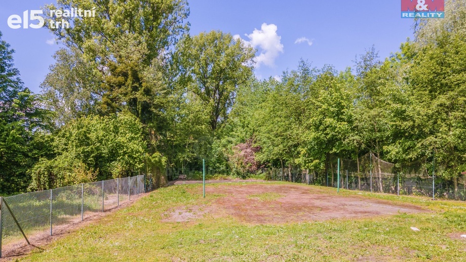 Prodej komerčního pozemku 1 812 m², Frýdek-Místek