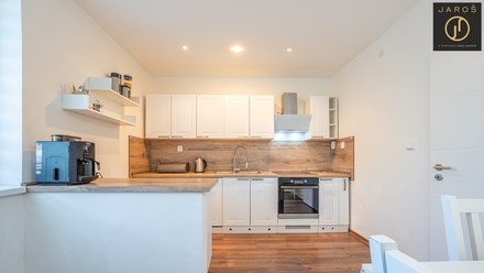 Prodej bytu 2+1 53 m², Kounov