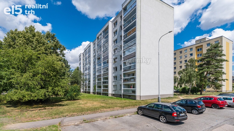 Prodej bytu 1+1 39 m², Praha 8