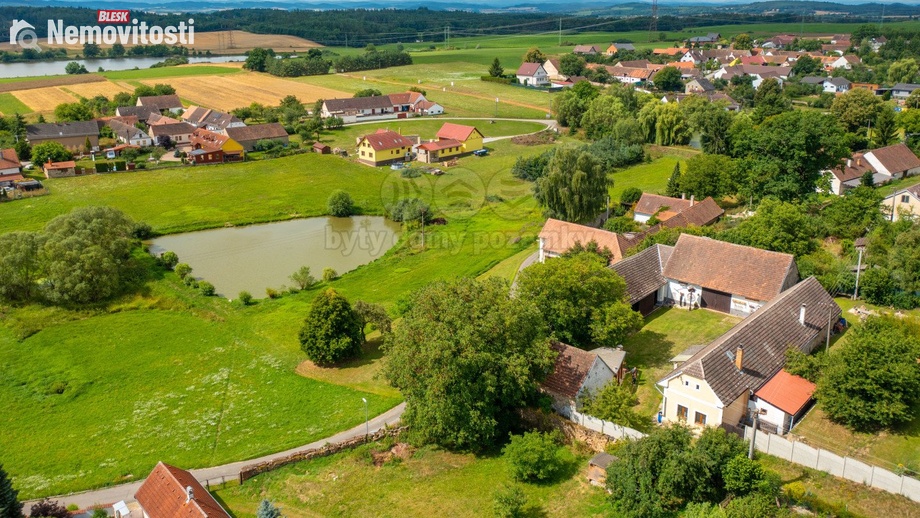 Prodej chalupy 444 m², Dobev