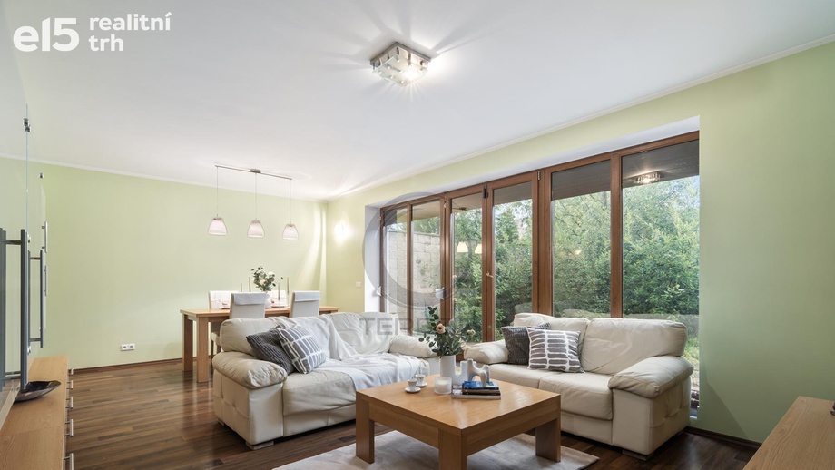 Prodej rodinného domu 162 m², Zbuzany