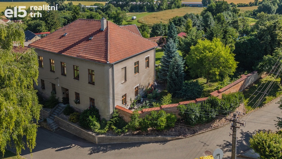 Prodej vily 292 m², Kučerov