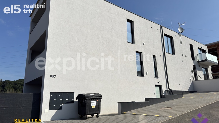 Pronájem bytu 1+kk 33 m², Zlín - Prštné