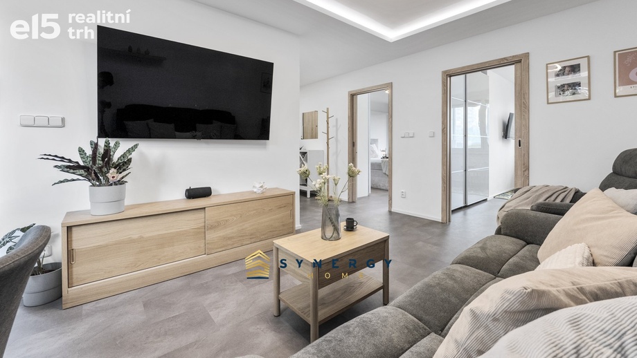 Prodej bytu 3+1 56 m², Pardubice - Polabiny