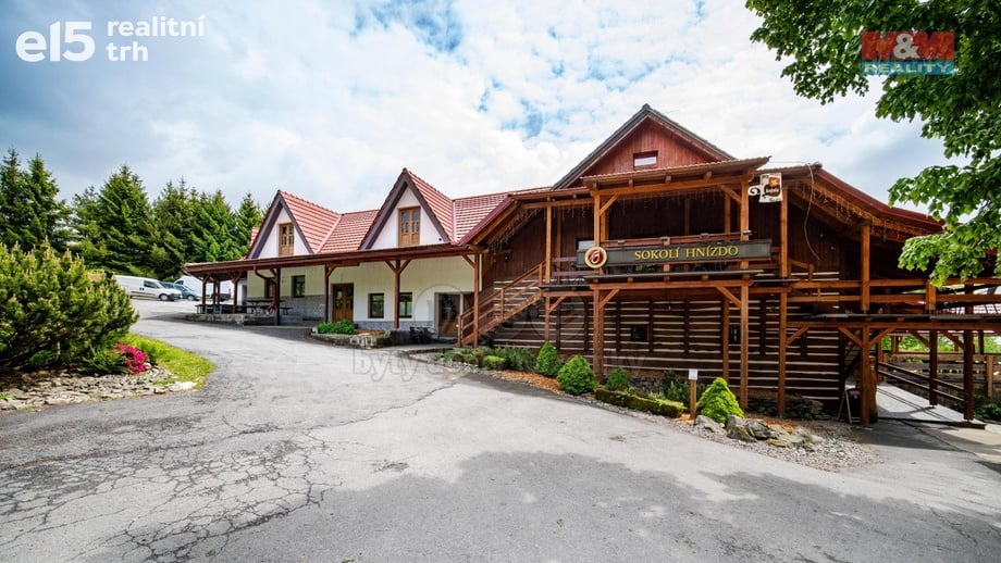 Prodej nemovitosti pro ubytování 1 500 m², Liberk