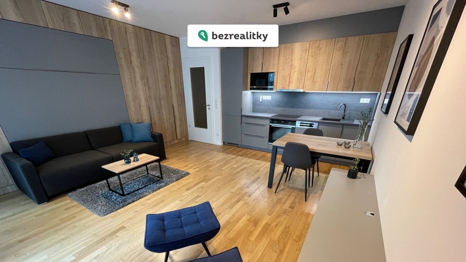 Prodej bytu 1+kk 37 m², Praha 3