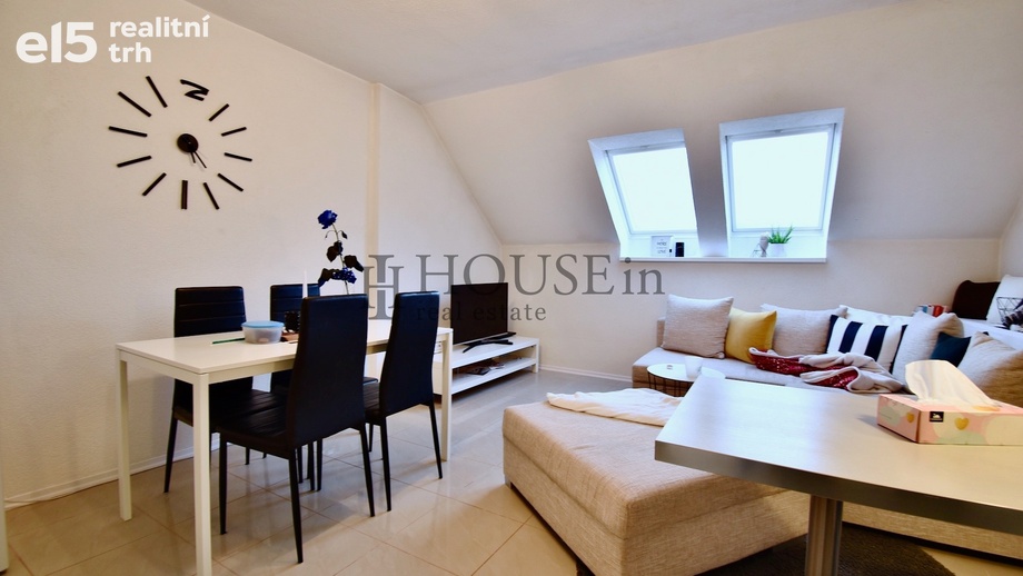 Pronájem bytu 3+kk 61 m², Praha - Řeporyje