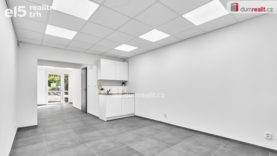 Prodej obchodního prostoru 35 m², Chodov