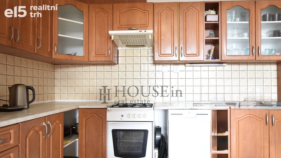 Pronájem bytu 4+1 180 m², Praha - Horní Počernice