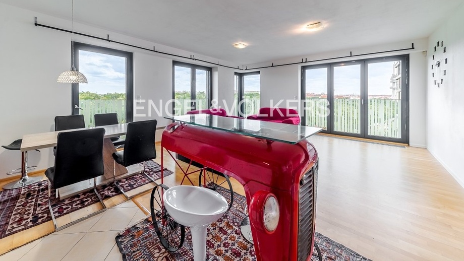 Pronájem bytu 3+kk 103 m², Praha - Žižkov