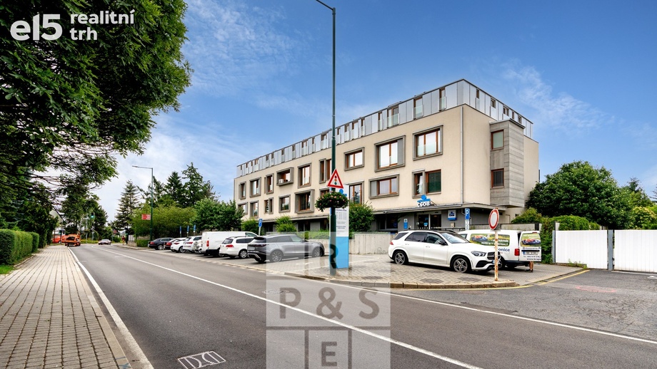 Prodej bytu 4+kk 134 m², Průhonice