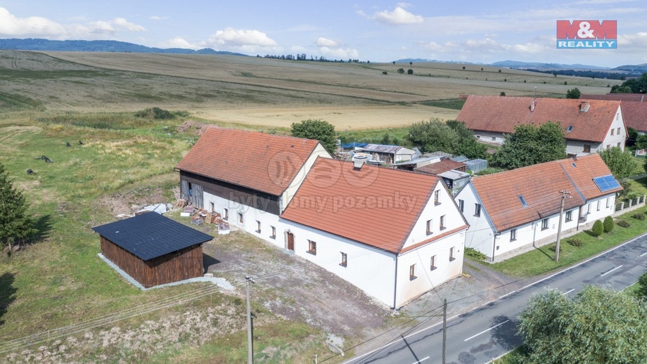 Prodej rodinného domu 260 m², Broumov