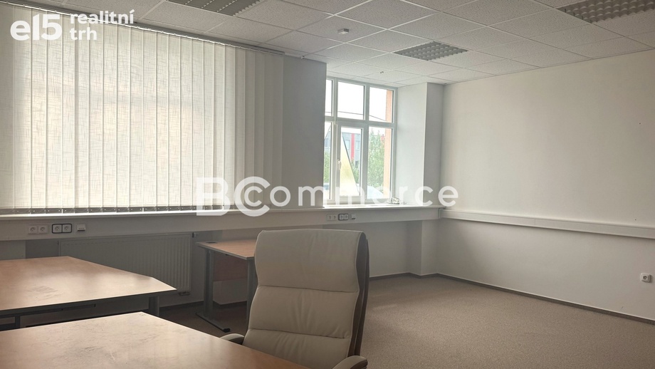 Pronájem kanceláře 112 m², Brno - Přízřenice