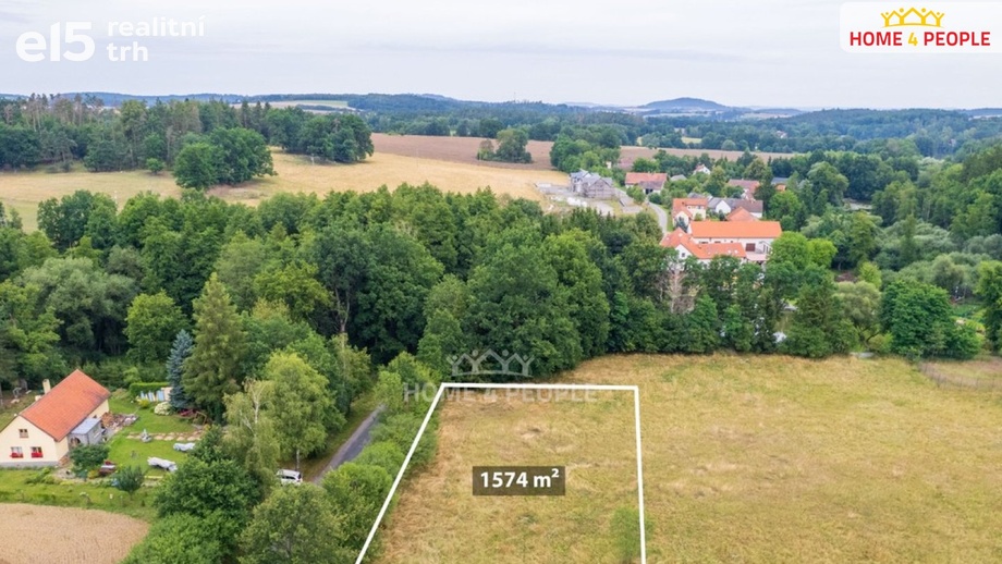 Prodej stavebního pozemku 1 574 m², Vrchotovy Janovice