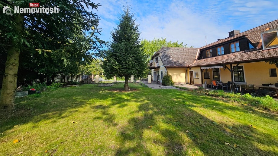 Prodej rodinného domu 249 m², Bor - Ostrov