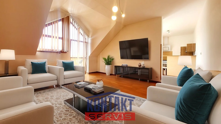 Pronájem bytu 2+1 72 m², České Budějovice 3