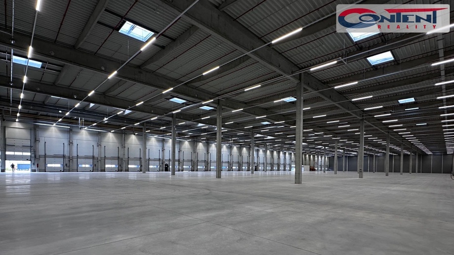 Pronájem výrobního prostoru 14 739 m², Pardubice