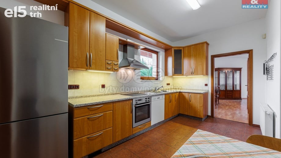 Prodej rodinného domu 330 m², Kolová