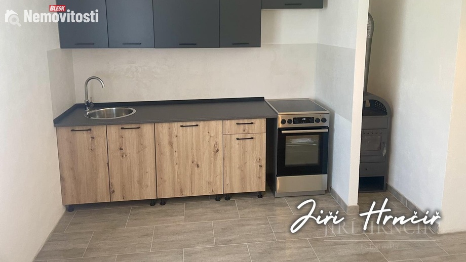 Pronájem bytu 3+kk 73 m², Planá