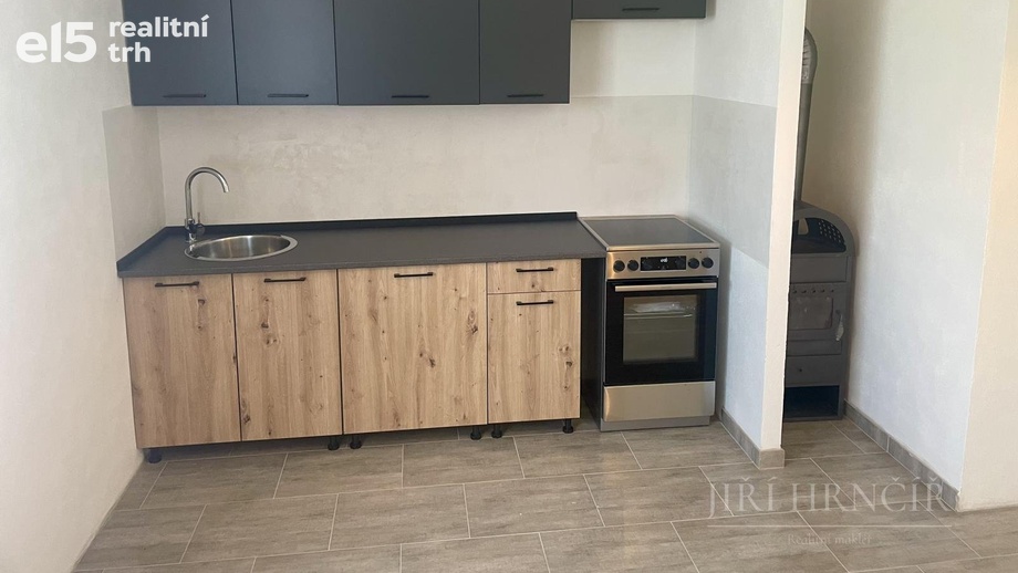 Pronájem bytu 3+kk 73 m², Planá