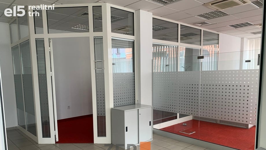 Pronájem obchodního prostoru 121 m², Milevsko