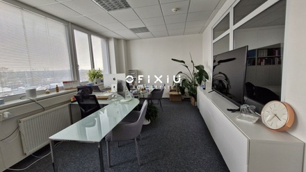 Pronájem kanceláře 340 m², Brno - Slatina