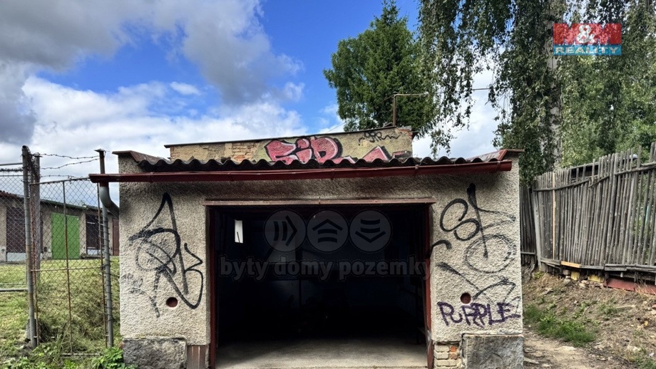 Prodej garáže 27 m², Cheb