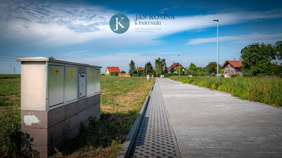 Prodej stavebního pozemku 838 m², Máslovice