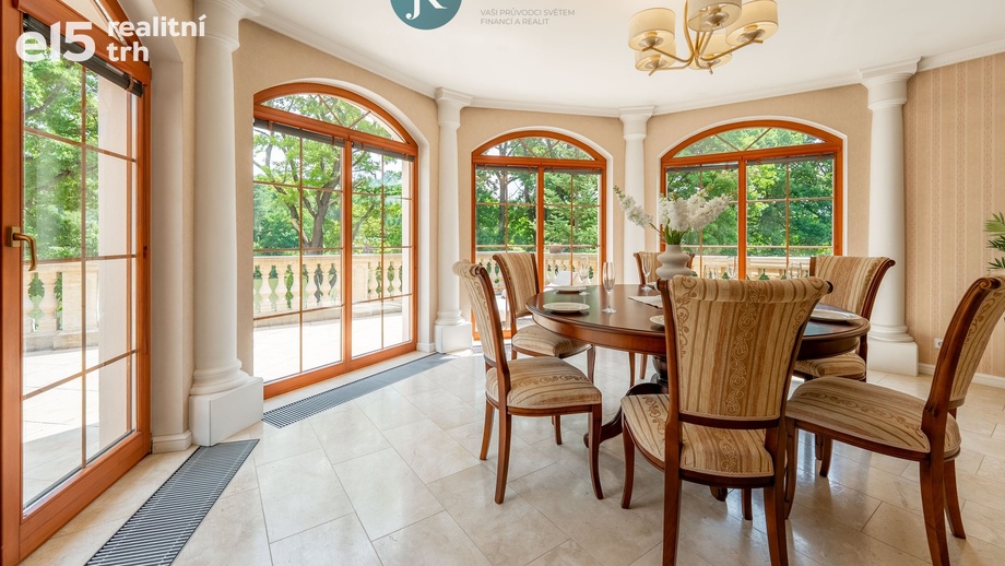 Prodej rodinného domu 236 m², Mirošovice