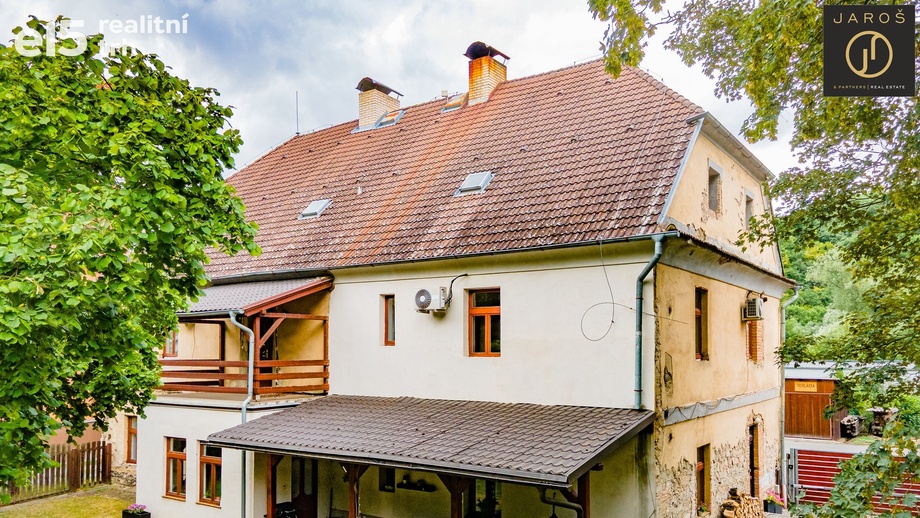 Prodej vily 300 m², Roztoky