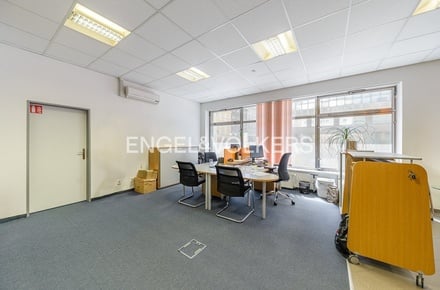 Pronájem kanceláře 103 m², Praha - Holešovice