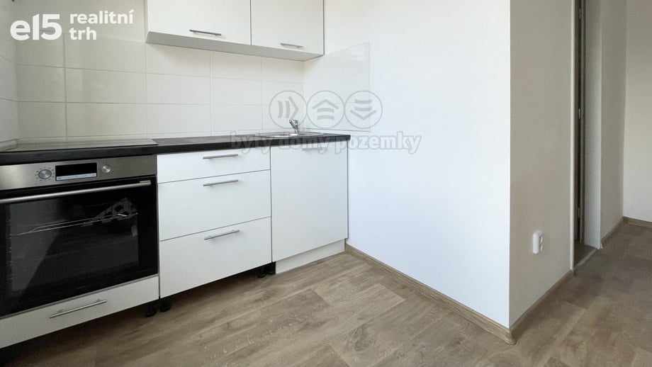 Pronájem bytu 1+1 33 m², Klášterec nad Ohří