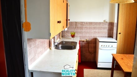 Prodej bytu 2+1 45 m², Hostinné