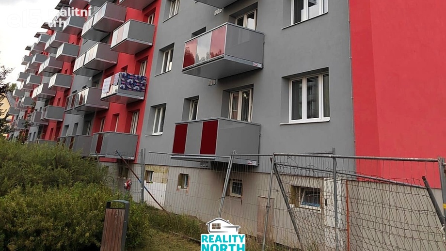 Prodej bytu 2+1 45 m², Hostinné