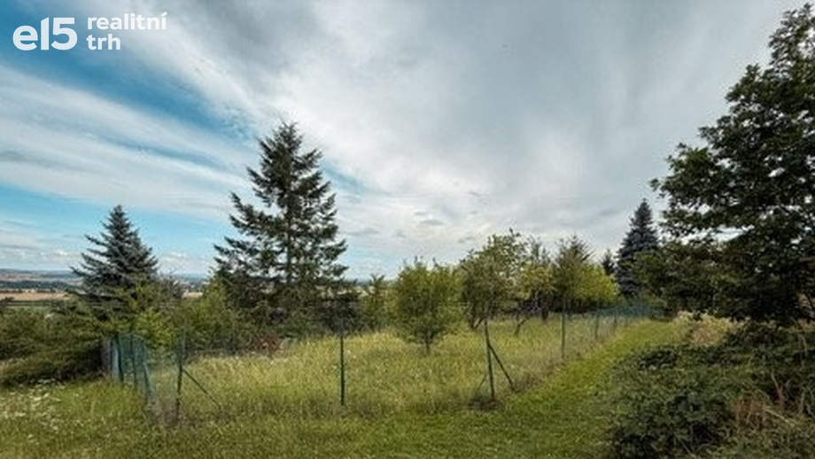 Prodej zahrady 782 m², Luleč