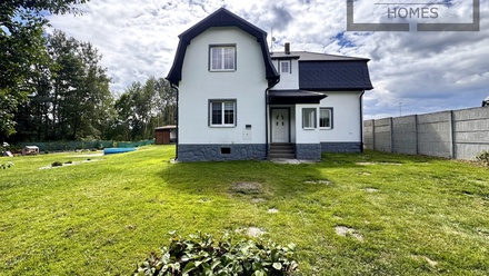 Prodej rodinného domu 250 m², Bor