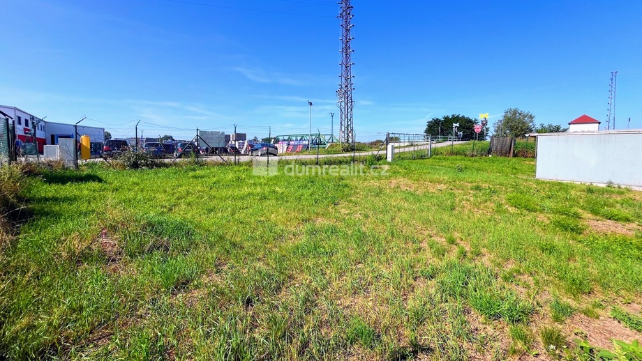Prodej komerčního pozemku 476 m², Kunovice