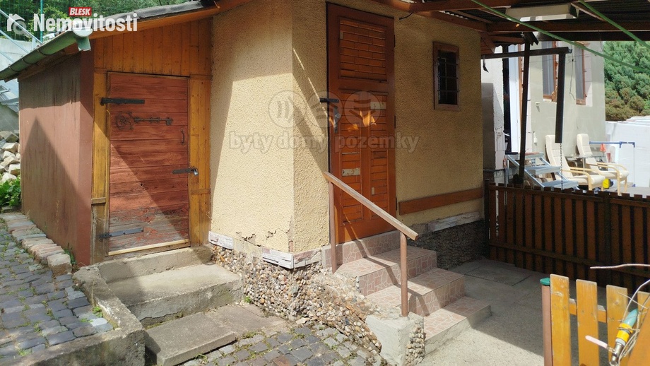 Pronájem zahrady 322 m², Slaný