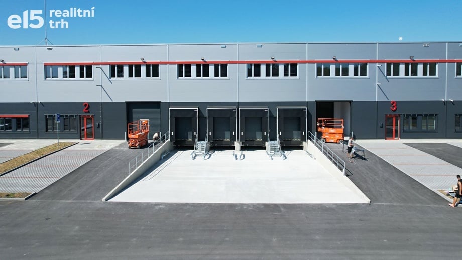 Pronájem výrobního prostoru 10 000 m², Mikulov