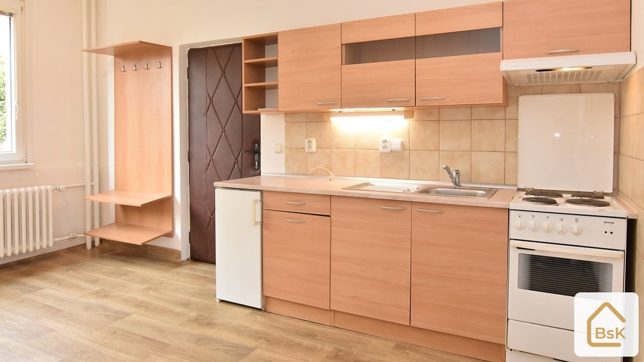 Pronájem bytu 1+kk 20 m², Liberec VI-Rochlice