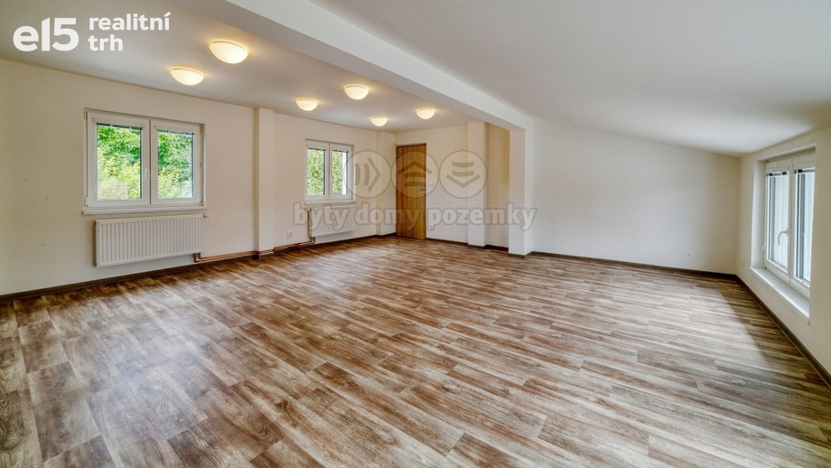 Pronájem obchodního prostoru 175 m², Mariánské Lázně