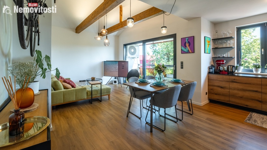 Prodej bytu 3+kk 69 m², Praha - Kobylisy