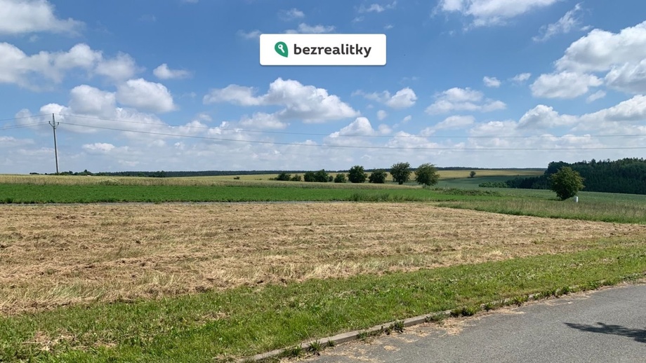 Prodej stavebního pozemku 1 527 m², Zbizuby
